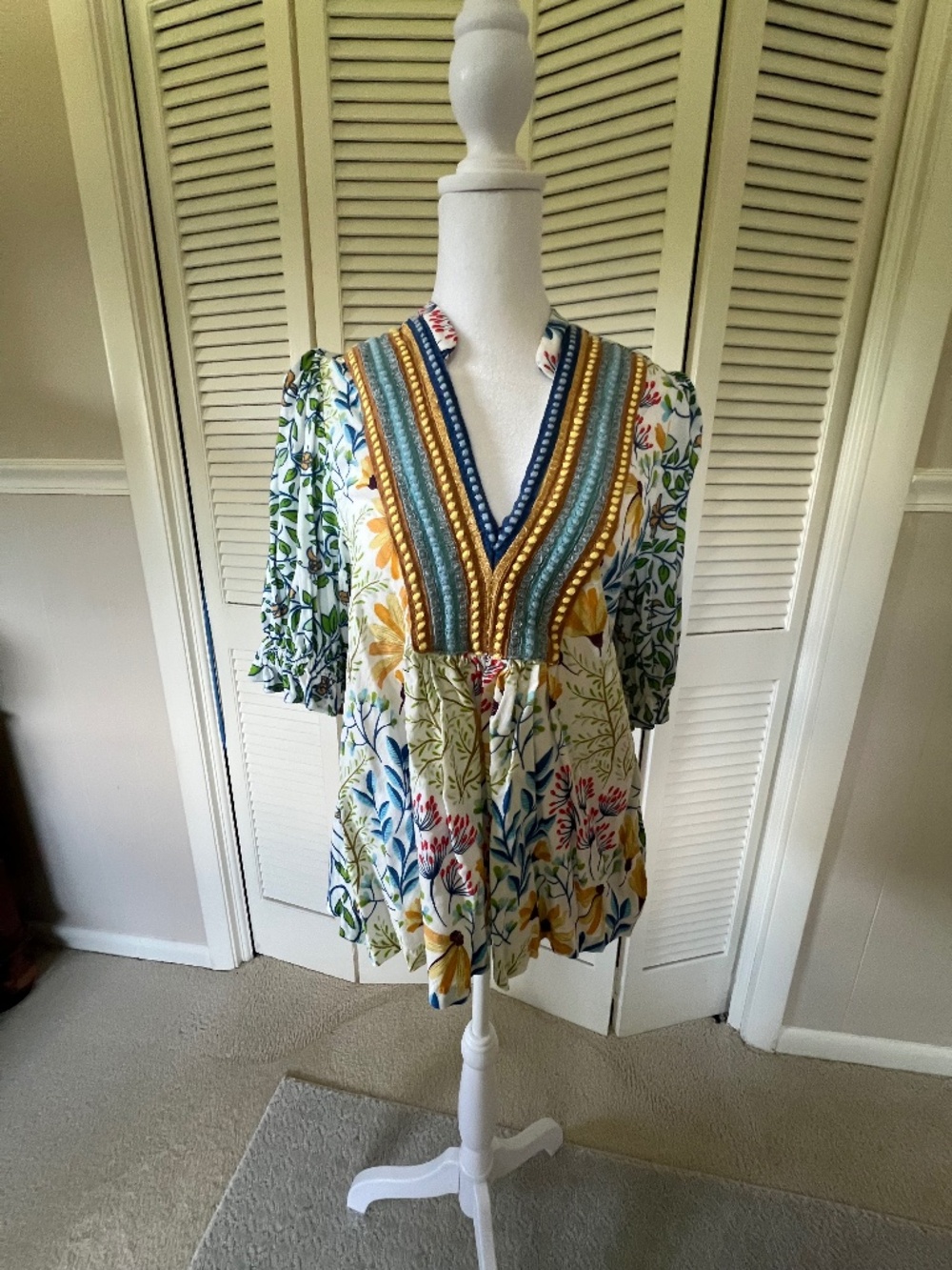 Anthropologie bohemian top size M